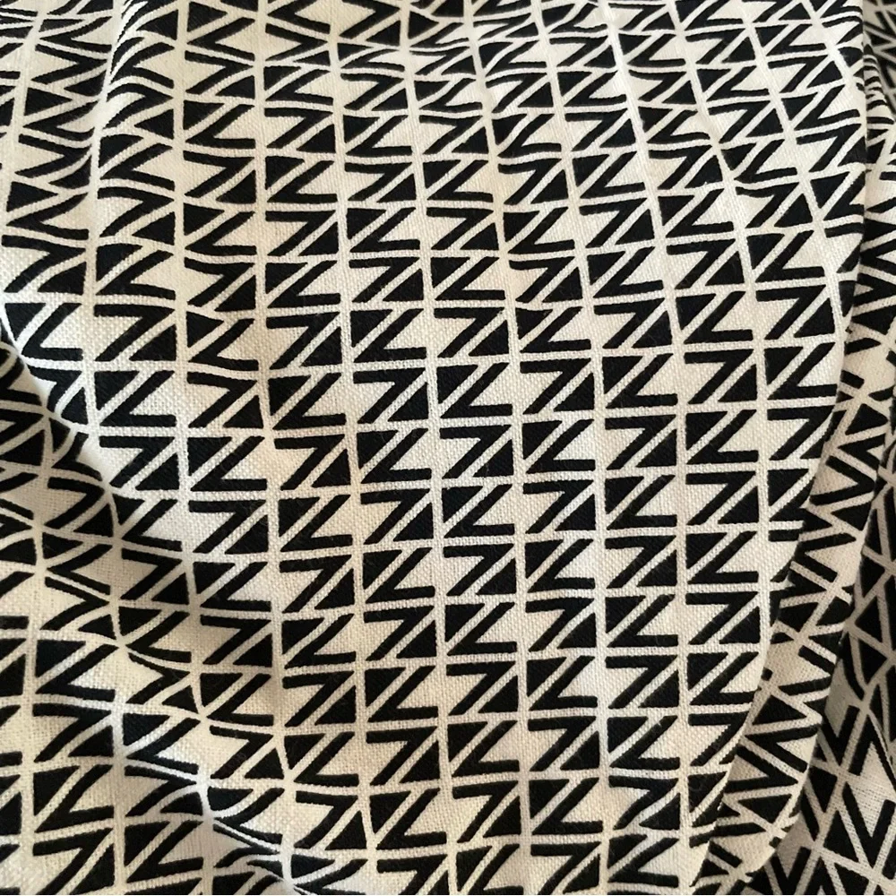 Nordstrom black white